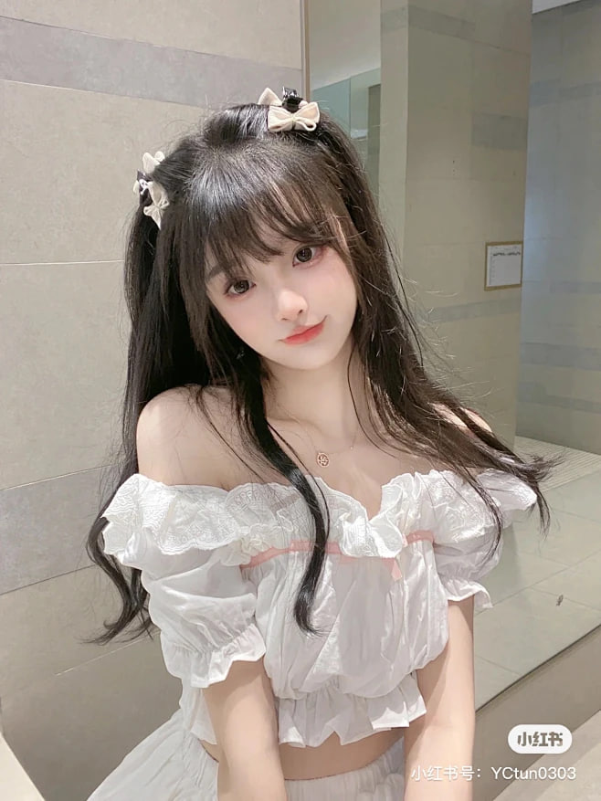 江城夜航 · 轮渡上的秘密